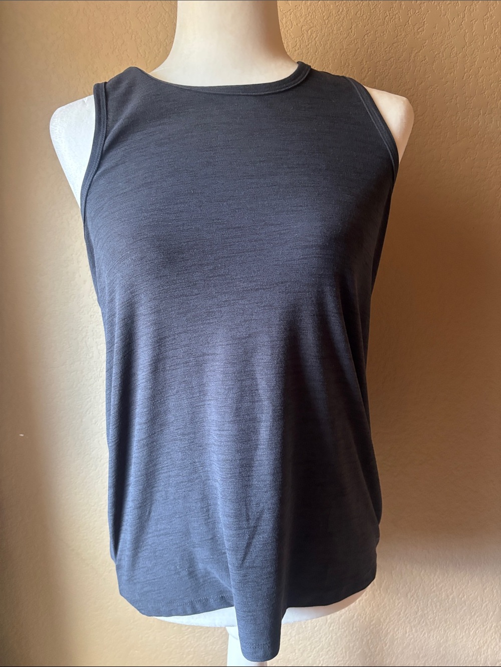 Old Navy Gray Tie-Back Tank Top
